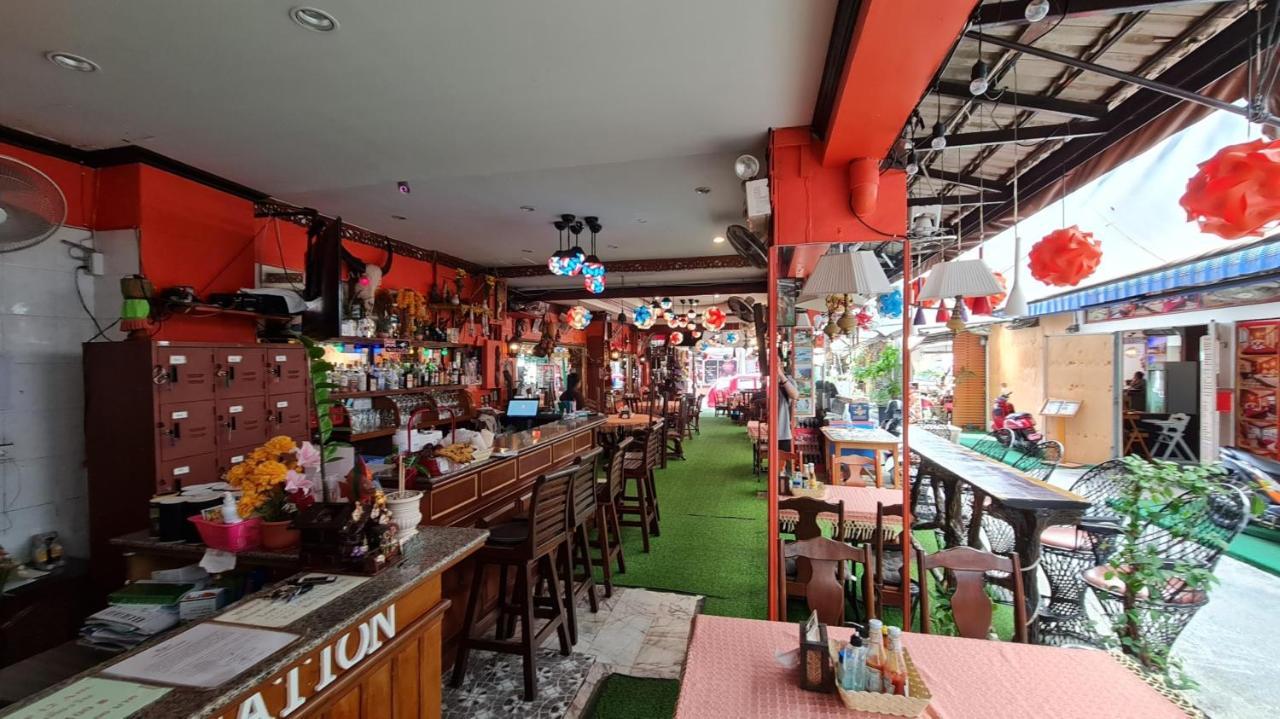 Vech Guesthouse Patong Exterior foto