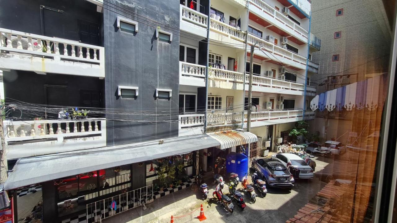 Vech Guesthouse Patong Exterior foto