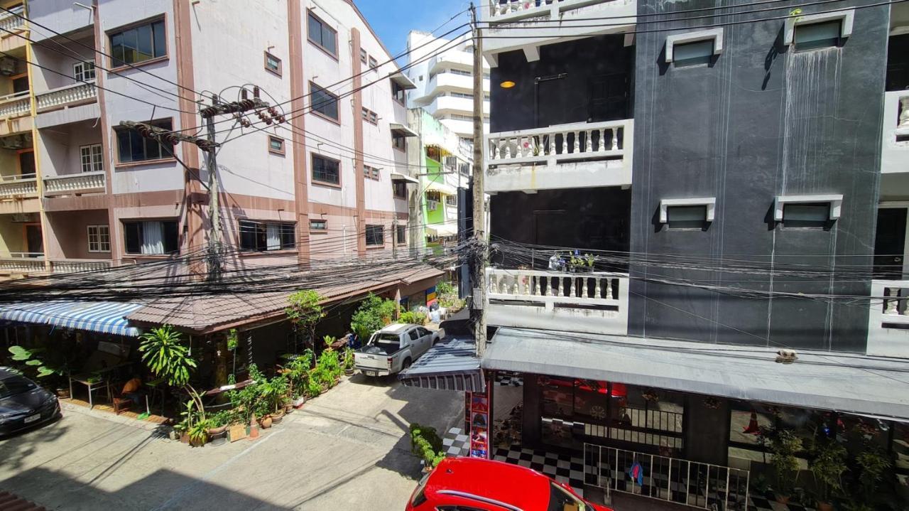 Vech Guesthouse Patong Exterior foto