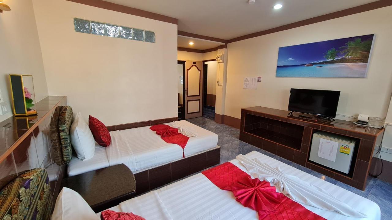 Vech Guesthouse Patong Exterior foto